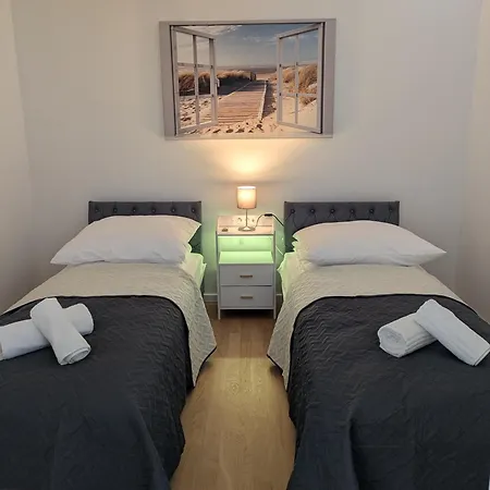 Place Direkt Am Karlsplatz - Stachus 70 Qm Mit 2 Schlafzimmer Mila Apartment Munich