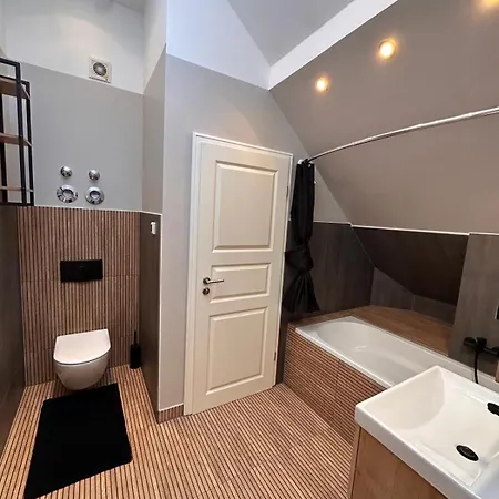 Design Auf 2 Etagen Mit Balkon Nahe Isar & Innenstadt Appartamento Monaco di Baviera