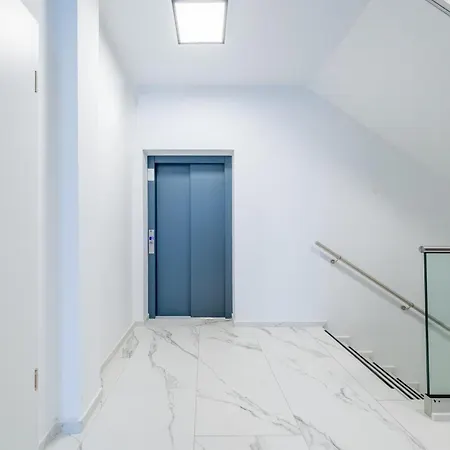 Fast Luxury Aparthotel München
