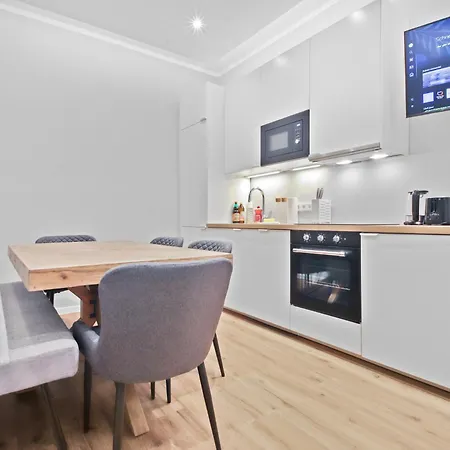 Flatista Homes - Luise * Munich