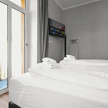 Flatista Homes - Luise * Munich