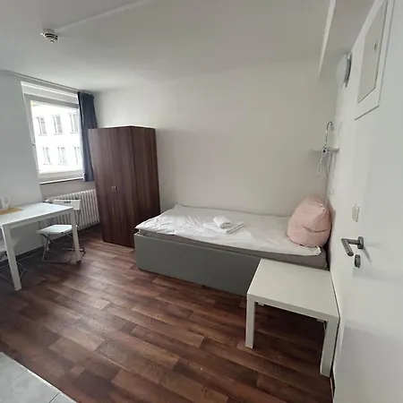 Budget Station Apartmenthostel Sen 14 * Monaco di Baviera