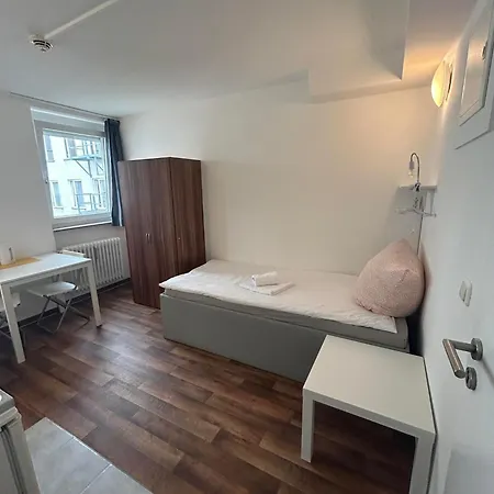 Appartamento Budget Station Apartmenthostel Sen 14 Monaco di Baviera