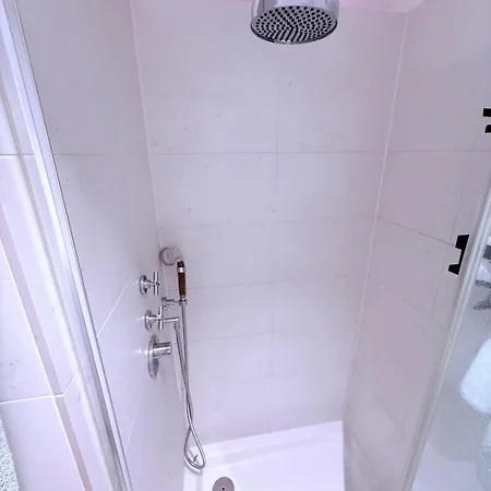Luxury In Location At Marienplatz Apartment *