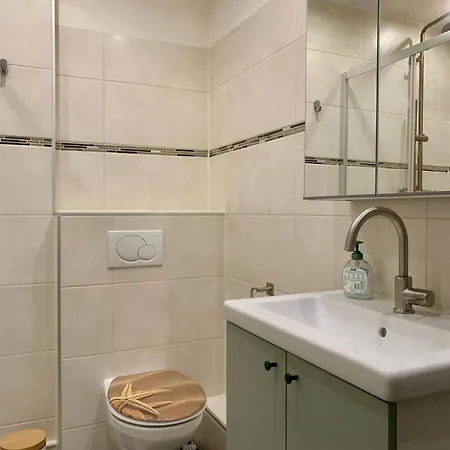 Apartament In Location With Free Parking Space