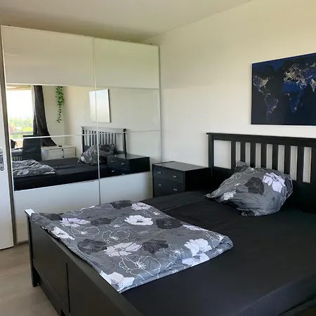 3 South Wg Apartment *
