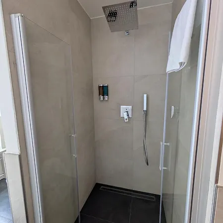 Apartment Place Direkt Am Karlsplatz - Stachus 70 Qm Mit 2 Schlafzimmer Mila *