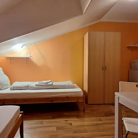 Budget Aubing Apartmenthostel Aub 162 Hostel