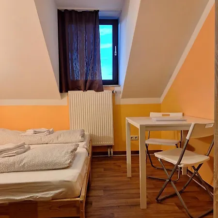 Budget Aubing Apartmenthostel Aub 162 Hostel