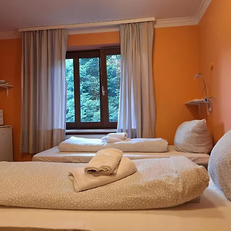 Budget Aubing Apartmenthostel Aub 162 * Munich