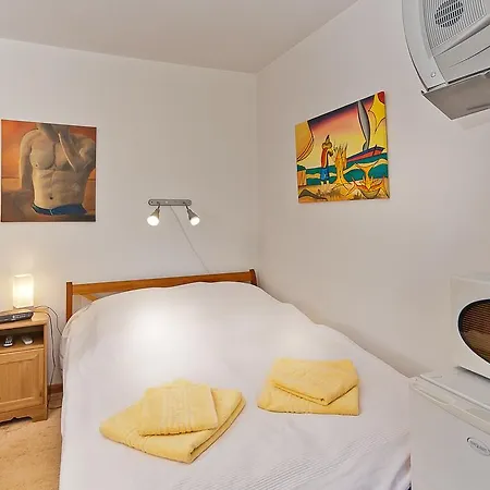 Bed & Breakfast Zeevat Munich