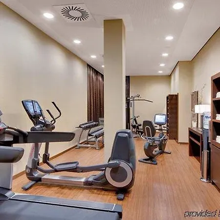 By Marriott East Ξενοδοχείο 4*