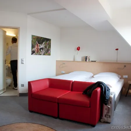 Sure By Western Hauptbahnhof מלון 3*