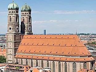 Intercityhotel Szálloda München