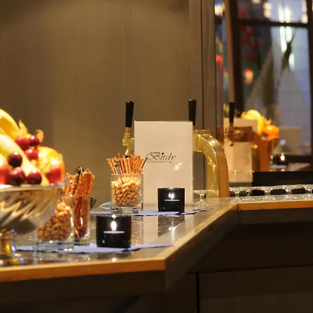 慕尼黑市北莱昂纳多酒店 酒店