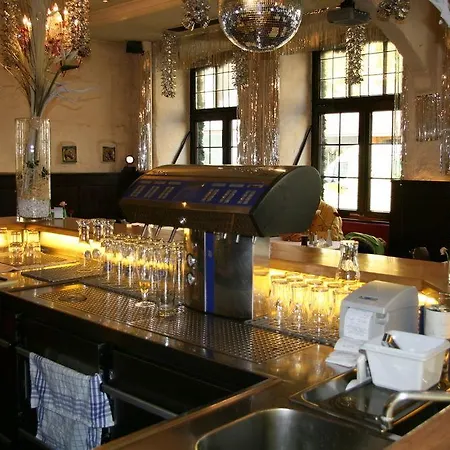 Deutsche Eiche 3*