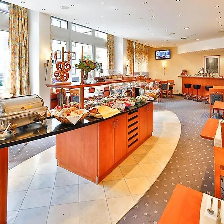 Superior Praesident Hotel 3*