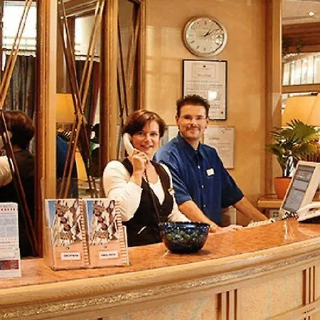 Hotel Awa 4*