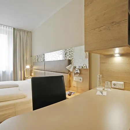 Haberstock Hotell 3*