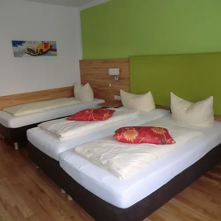 Haydn Guest house 2*
