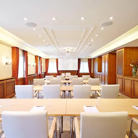 Hotell Prinzregent Messe 4*