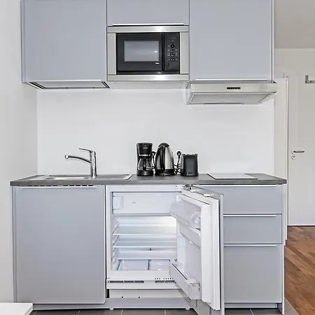 Apartament Carl *