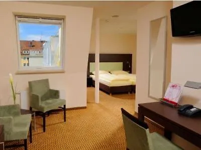 Leonardo Center 4* Munich