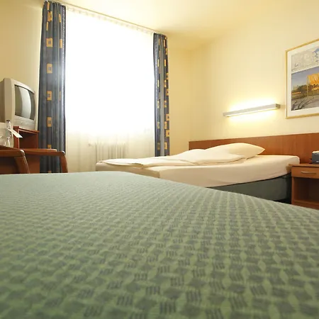 Am Moosfeld Hotel Munique