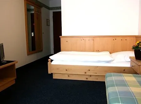 Hotel Heigl 3*