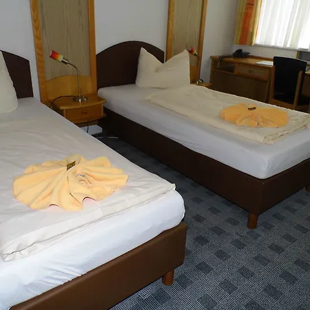 Hotel Wasserburg 3*
