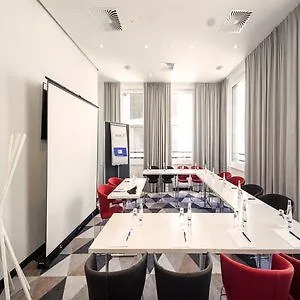 Express West By Ihg Hotel Monachium