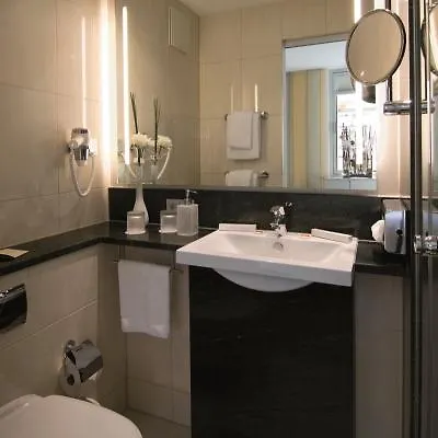 Leonardo Center 4* Munich