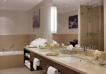 By Marriott East Μόναχο