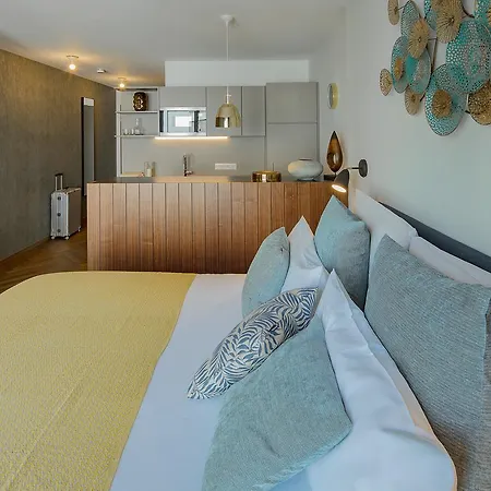 Dd Serviced Aparthotel 2*