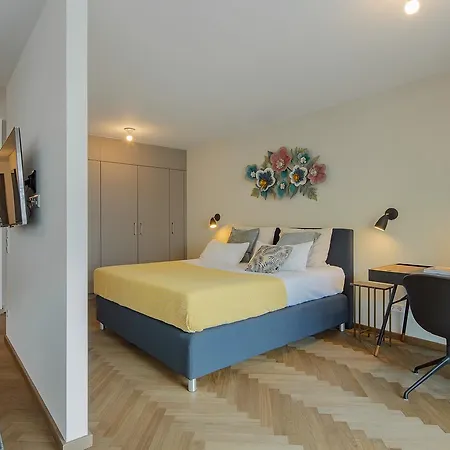Aparthotel Dd Serviced 2*