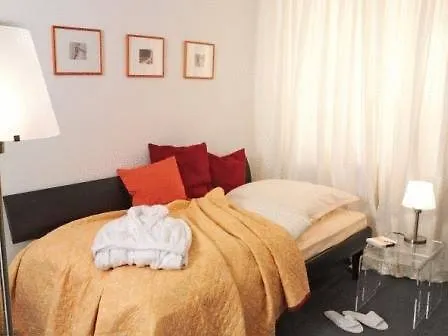 Hotel Frederics Schwabing 4*