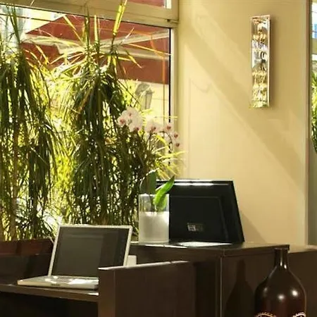 Bristol Hotel