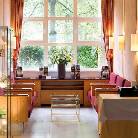 Apart Otel Living Am Olympiapark 3*