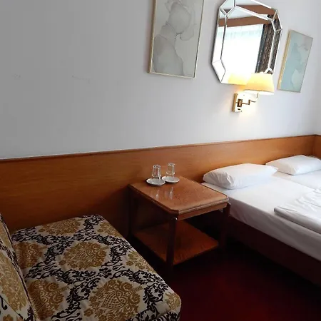 Montree Hotel Monaco di Baviera