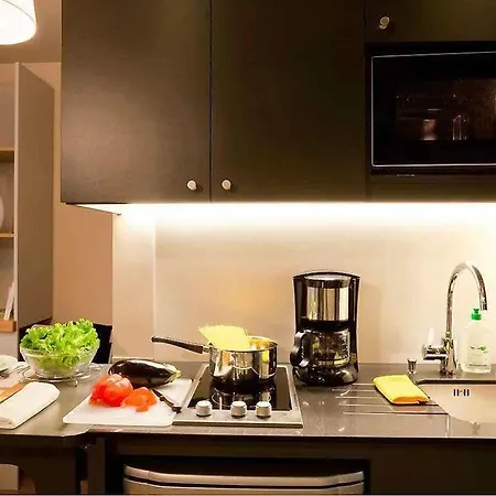 Adagio Access Olympiapark Aparthotel 3*