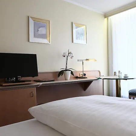 Ambiente Garni Hotel Munich