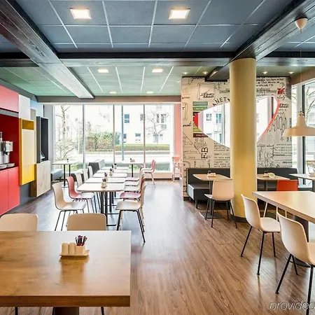 Ibis Parkstadt Schwabing 3*