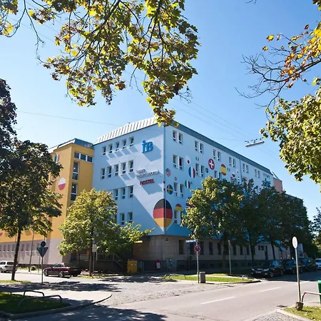 Haus International * München