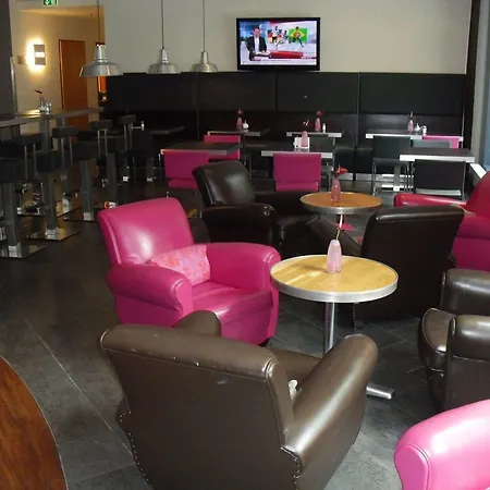 Ξενοδοχείο Novotel Parkstadt Schwabing 4*