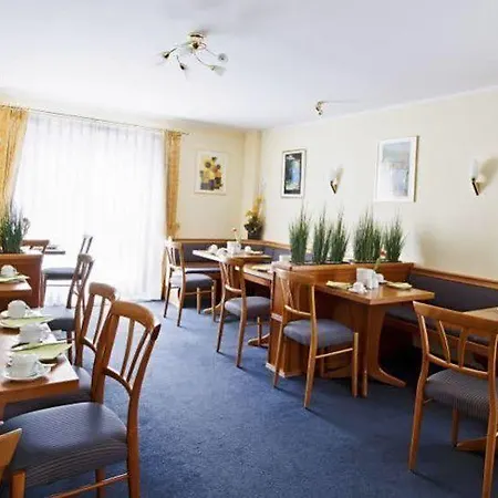 Blutenburg 3* מינכן