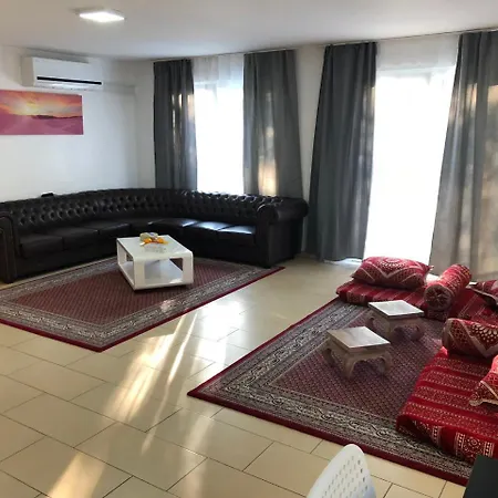 Aparthotel Sahara Falcon