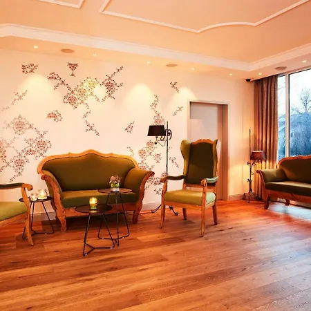 Prinzregent Messe Hotell 4*