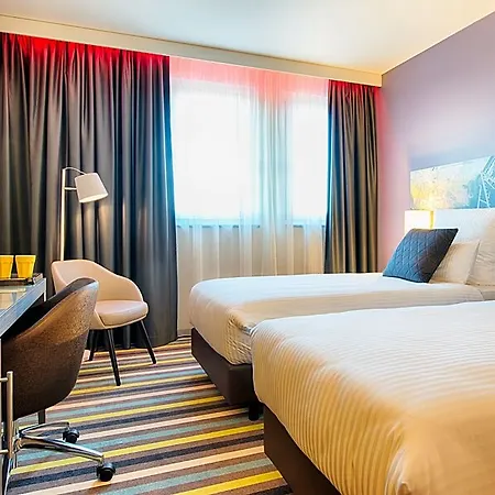 Leonardo East Hotel