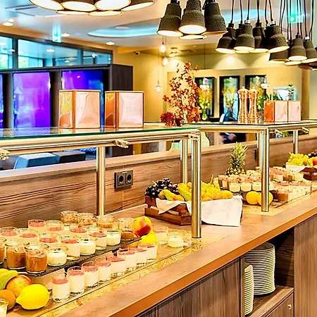 慕尼黑城市东部莱昂纳多酒店 4*