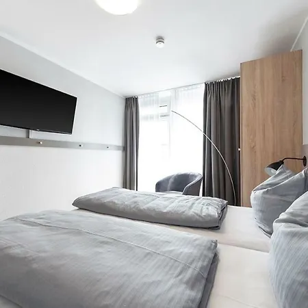 Centerroom Apartmanhotel 3*
